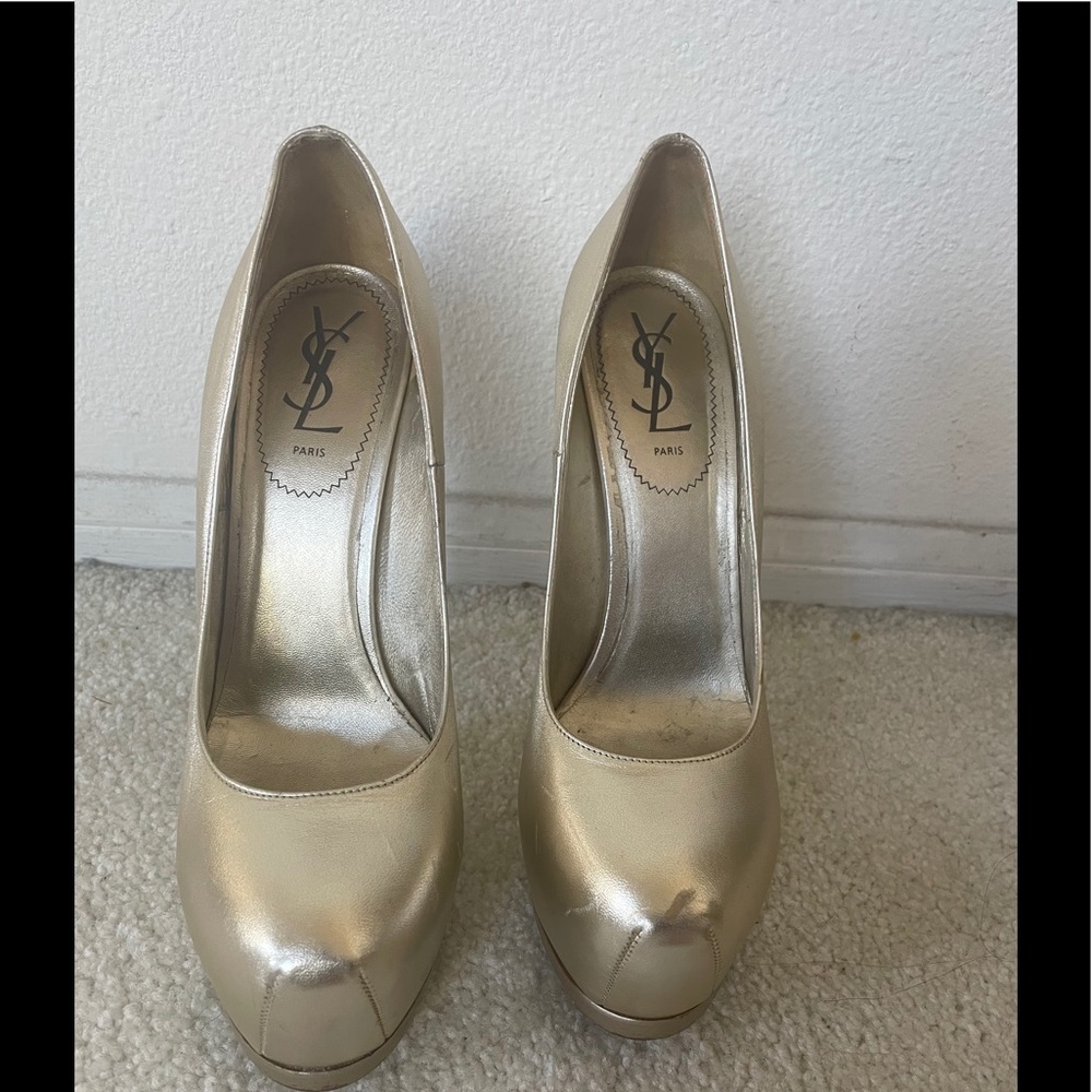 Vintage Yves Saint Laurent Pumps